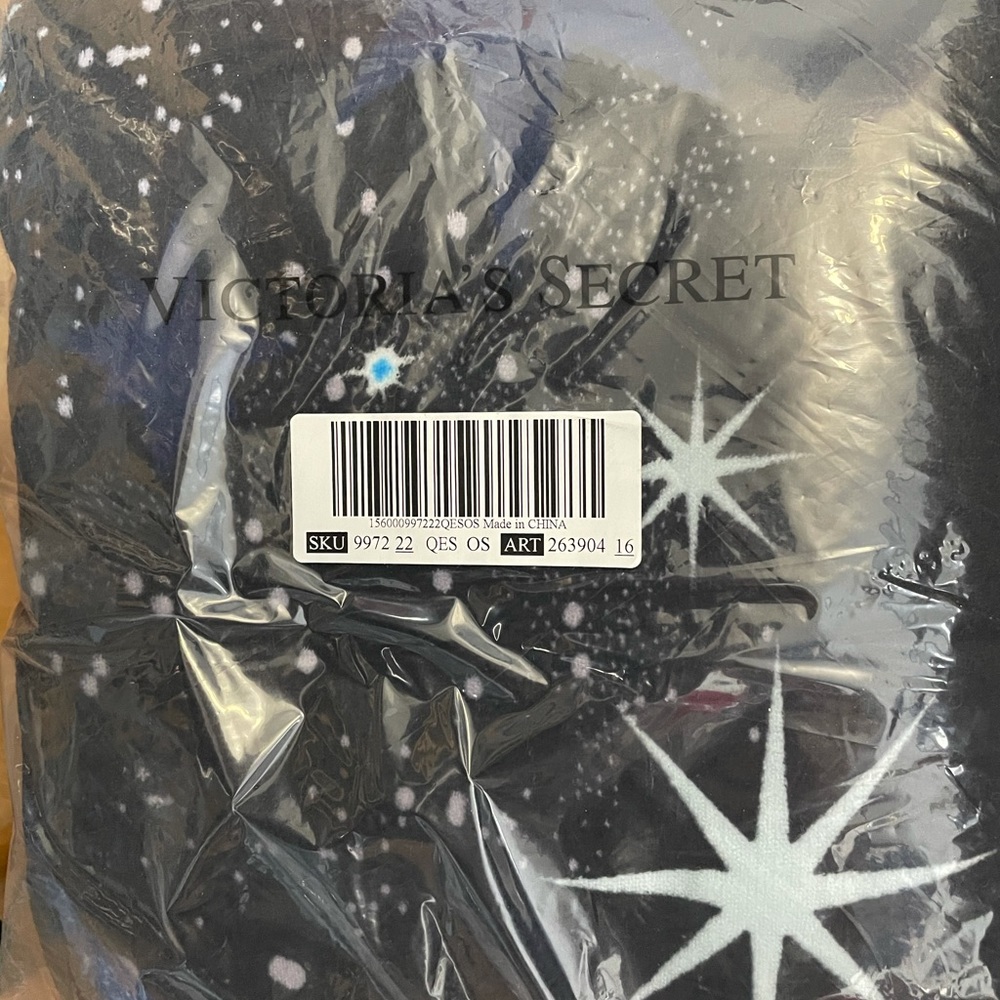 Brand new Victoria secrets blue star sky blanket